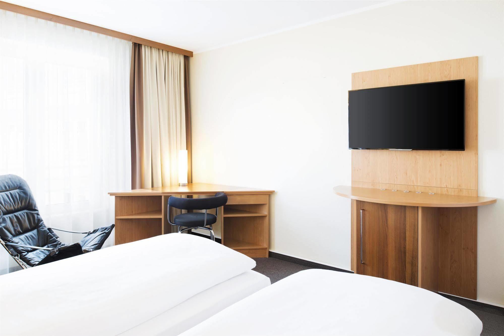 Nh Berlin Potsdam Conference Center Hotel Kleinmachnow Luaran gambar